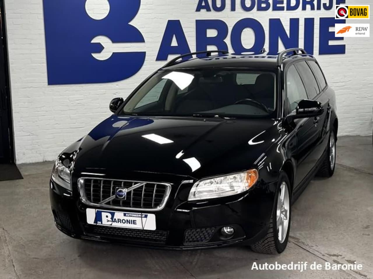 Volvo V70 - 2.5T Kinetic 2.5T Kinetic - AutoWereld.nl