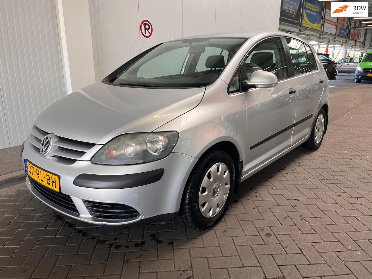 Volkswagen Golf Plus - 1.6 FSI Comfortline Business 1.6 FSI Comfortline Business - AutoWereld.nl