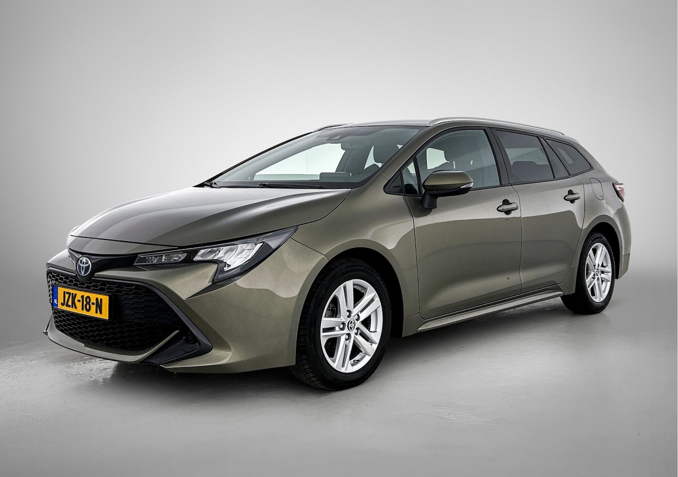 Toyota Corolla Touring Sports - 1.8 Hybrid Active Limited | Voorstoelen Verwarmd | Cruise Control Adaptief | Apple Carplay - AutoWereld.nl