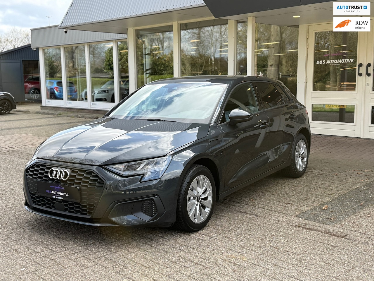 Audi A3 Sportback - 40 TFSI e keyless/stoelverw/acc/dealer ond/etc... - AutoWereld.nl