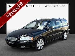 Volvo V70 - 2.0T Edition Sport / 17" Velgen / Trekhaak afneembaar / Xenon verlichting /