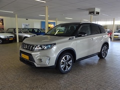 Suzuki Vitara - 1.0 Boosterjet Stijl Panoramadak, Trekhaak