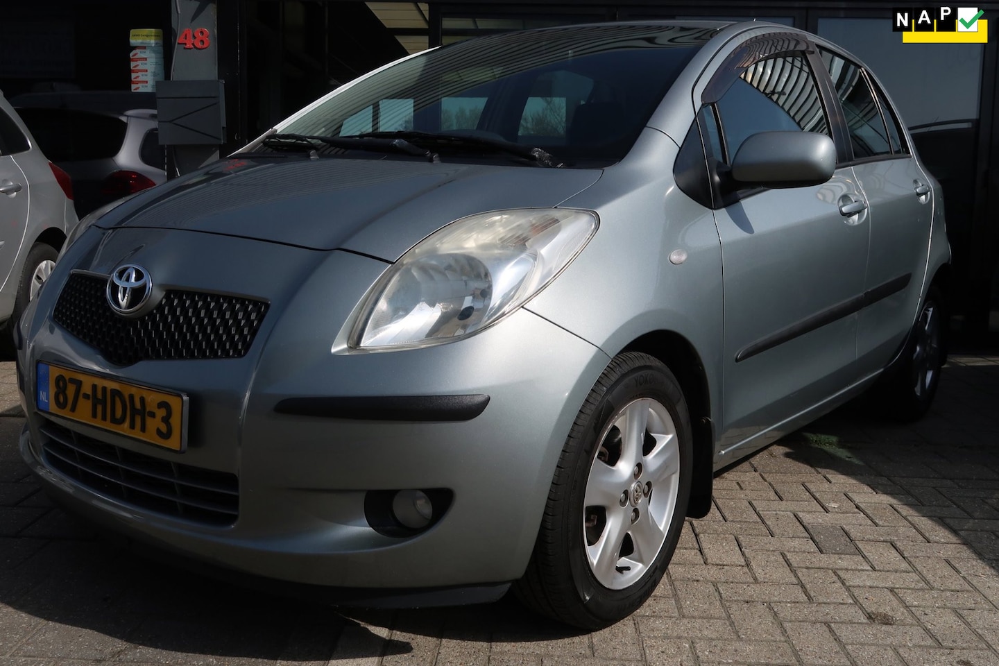 Toyota Yaris - 1.3 VVT-i Luna 1.3 VVTi Luna - AutoWereld.nl