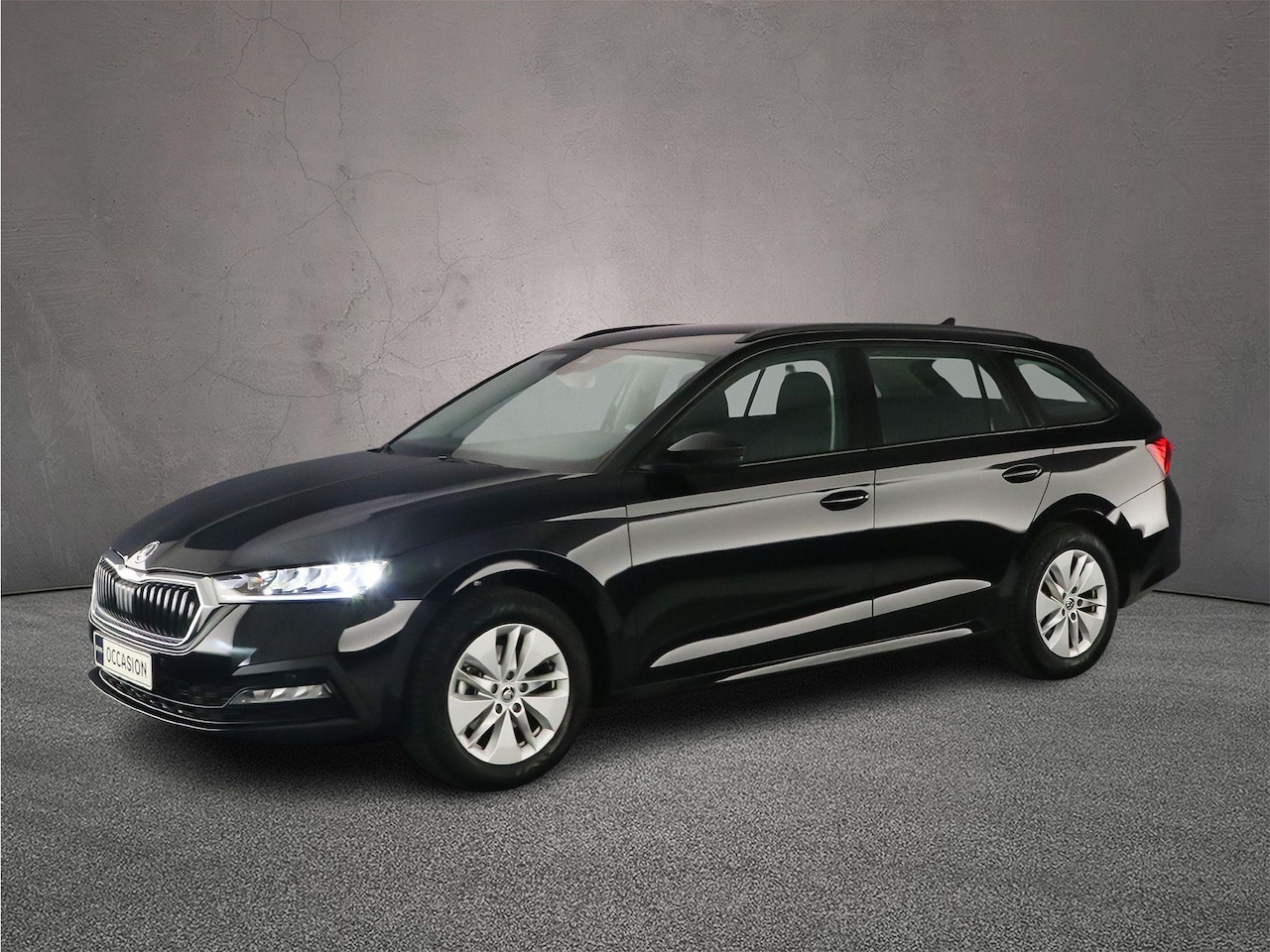 Skoda Octavia Combi - Business Edition 1.0 eTSI 110pk DSG Automaat Cruise control, Navigatie, Elektrische achter - AutoWereld.nl