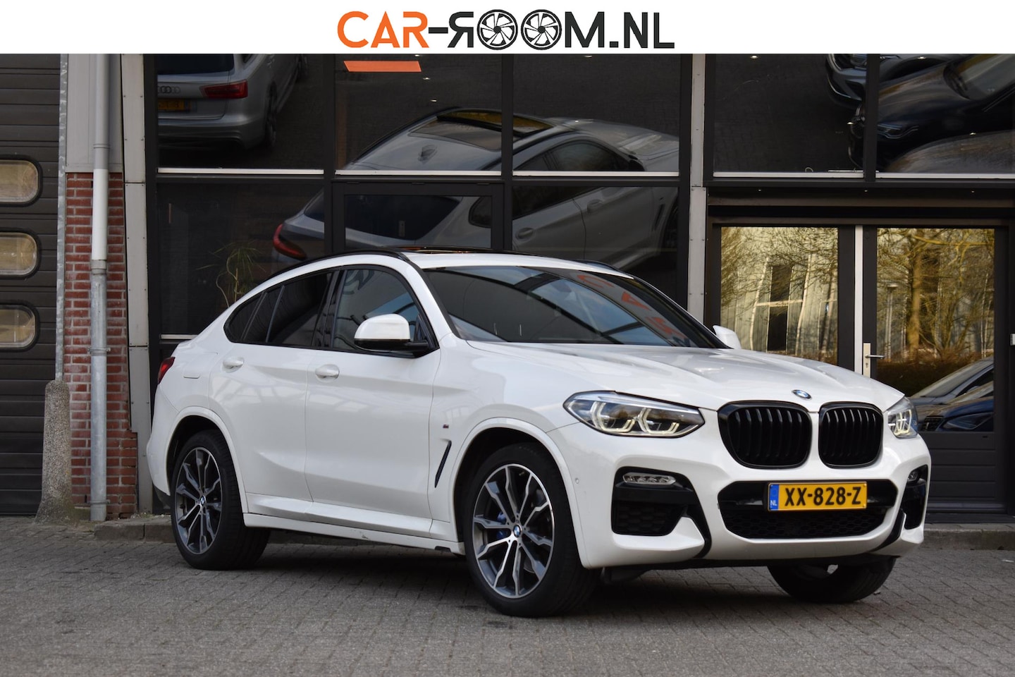 BMW X4 - xDrive20i High Executive Edition M-Sport Pano Camera HK - AutoWereld.nl