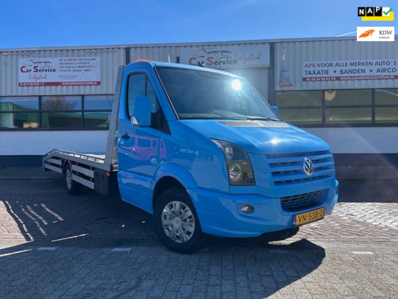 Volkswagen Crafter - 35 2.0 TDI L3H1 BM OPRIJWAGEN/AC/LUCHTVERING/LIER[AUTOAMBULANCE - AutoWereld.nl