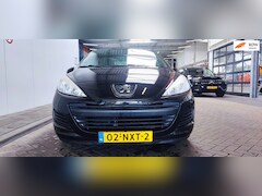 Peugeot 207 - 1.4 X-line