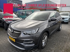 Opel Grandland X - BWJ 2020 1.2 130 PK Turbo Business Executive TREKHAAK | NAVI | CLIMA | CRUISE | CARPLAY &