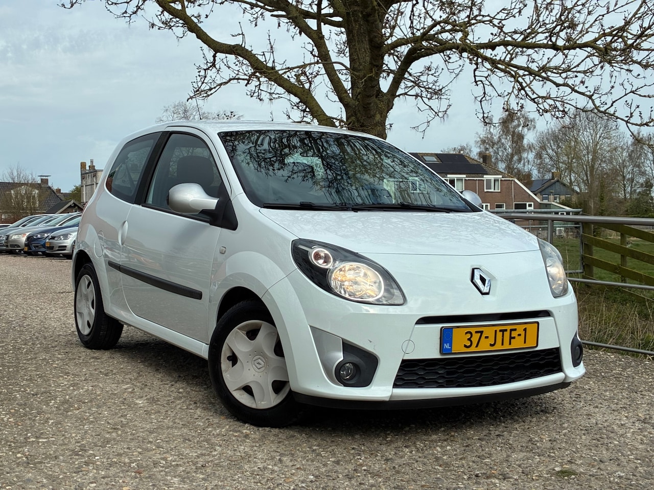 Renault Twingo - 1.2-16V Dynamique | Automaat + '' 58.000 KM '' + 2de Eigenaar Nu € 4.975,-!!! - AutoWereld.nl