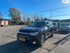 Mitsubishi Outlander - 2.0 PHEV Instyle Leder Camera Stoelver.Pano