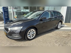 Skoda Octavia Combi - 1.0 TSI Trekhaak | Digitaal Dasboard | 1e eigenaar
