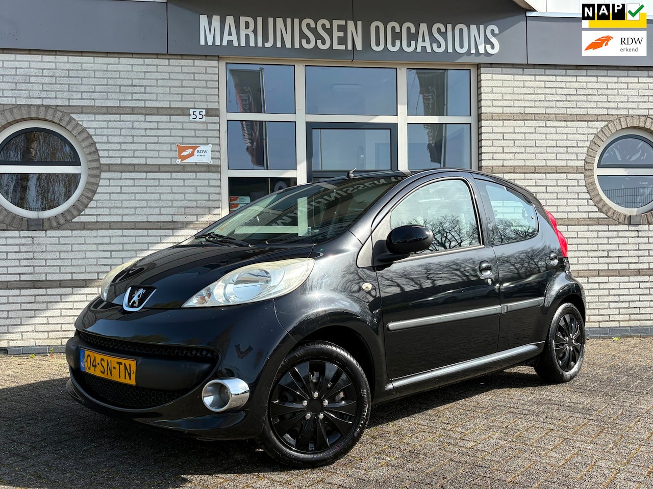 Peugeot 107 - 1.0-12V XS |CarPlay,Navi,NAP| - AutoWereld.nl