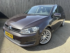 Volkswagen Golf - 1.2 TSI Highline