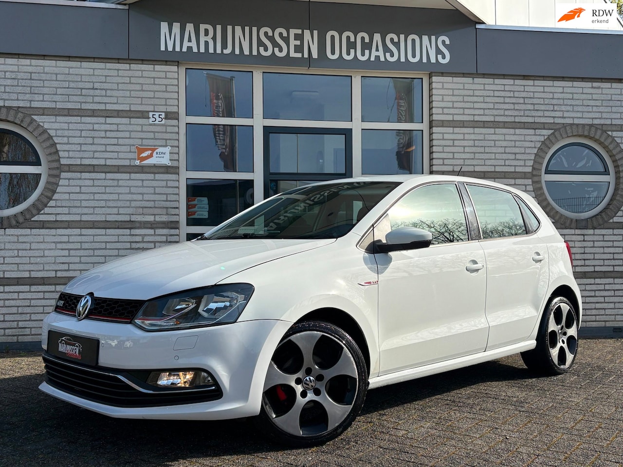Volkswagen Polo - 1.2 TSI Comfortline |Airco,PDC,CarPlay| - AutoWereld.nl