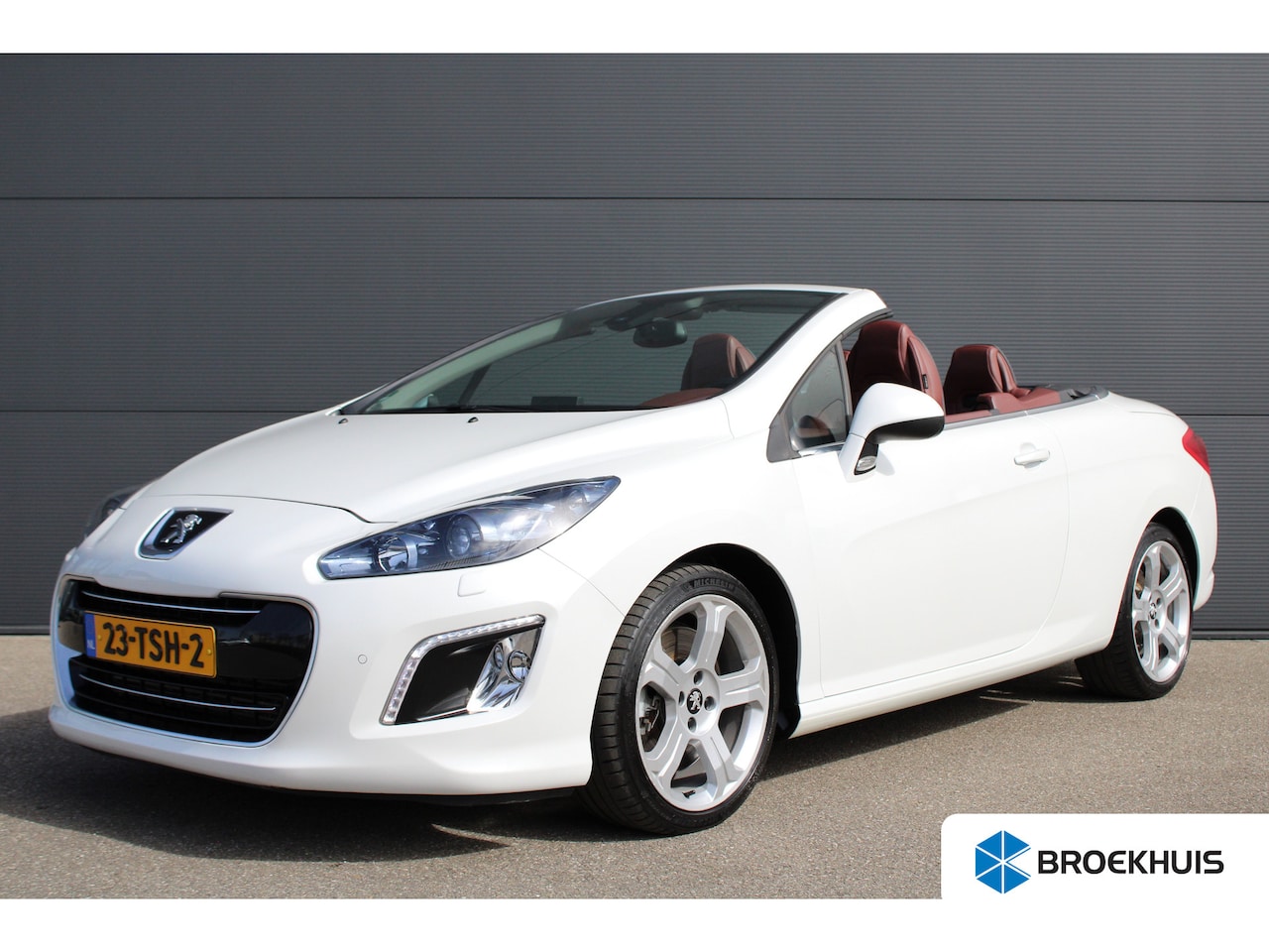 Peugeot 308 CC - 1.6 THP 200pk Féline | 1e Eigenaar | Xenon | JBL | Luxe leder | Navigatie | 18 Inch | Pare - AutoWereld.nl