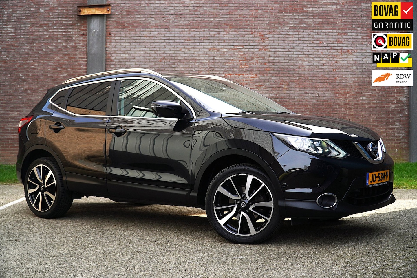 Nissan Qashqai - 1.2 Tekna 1.2 Tekna 116PK, Nav, Pano.Dak, Cruise, Climat, Trekhaak, Ketting vernieuwd , Ned. Auto - AutoWereld.nl