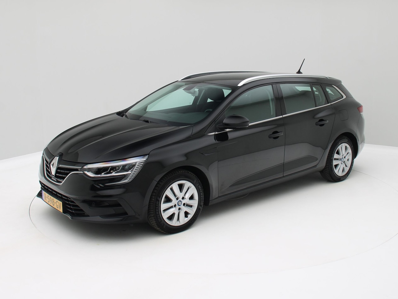 Renault Mégane E-Tech - Estate 1.6 Plug-In Hybrid 160 Zen / Origineel NL / SOH 99% - AutoWereld.nl