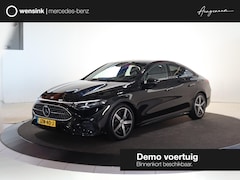 Mercedes-Benz CLA-Klasse - 180 Business Solution AMG | Superscreen | Premium Pakket | Panoramadak | Trekhaak |