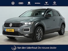 Volkswagen T-Roc - 1.5 150pk TSI DSG Style Business Navi Camera Trekhaak Elektr. klep 299