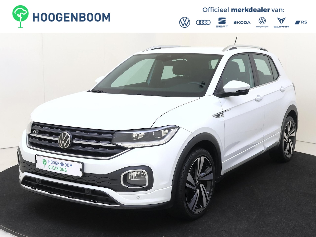Volkswagen T-Cross - 1.0 TSI R-Line | Achteruitrijcamera | Navigatie | Adaptieve cruise control | Digital cockp - AutoWereld.nl