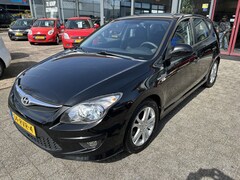 Hyundai i30 - 1.4i i-Drive Cool APK 10-26 BJ 2011