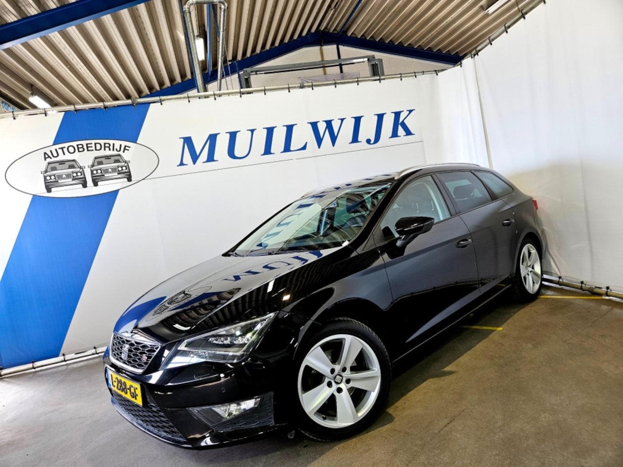 SEAT Leon - ST 1.4 TSI ACT FR Dynamic / Automaat / Trekhaak / LED - AutoWereld.nl