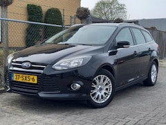 Ford Focus Wagon - 1.6 Ti-VCT Titanium/ Trekhaak/ Nieuwe distr riem