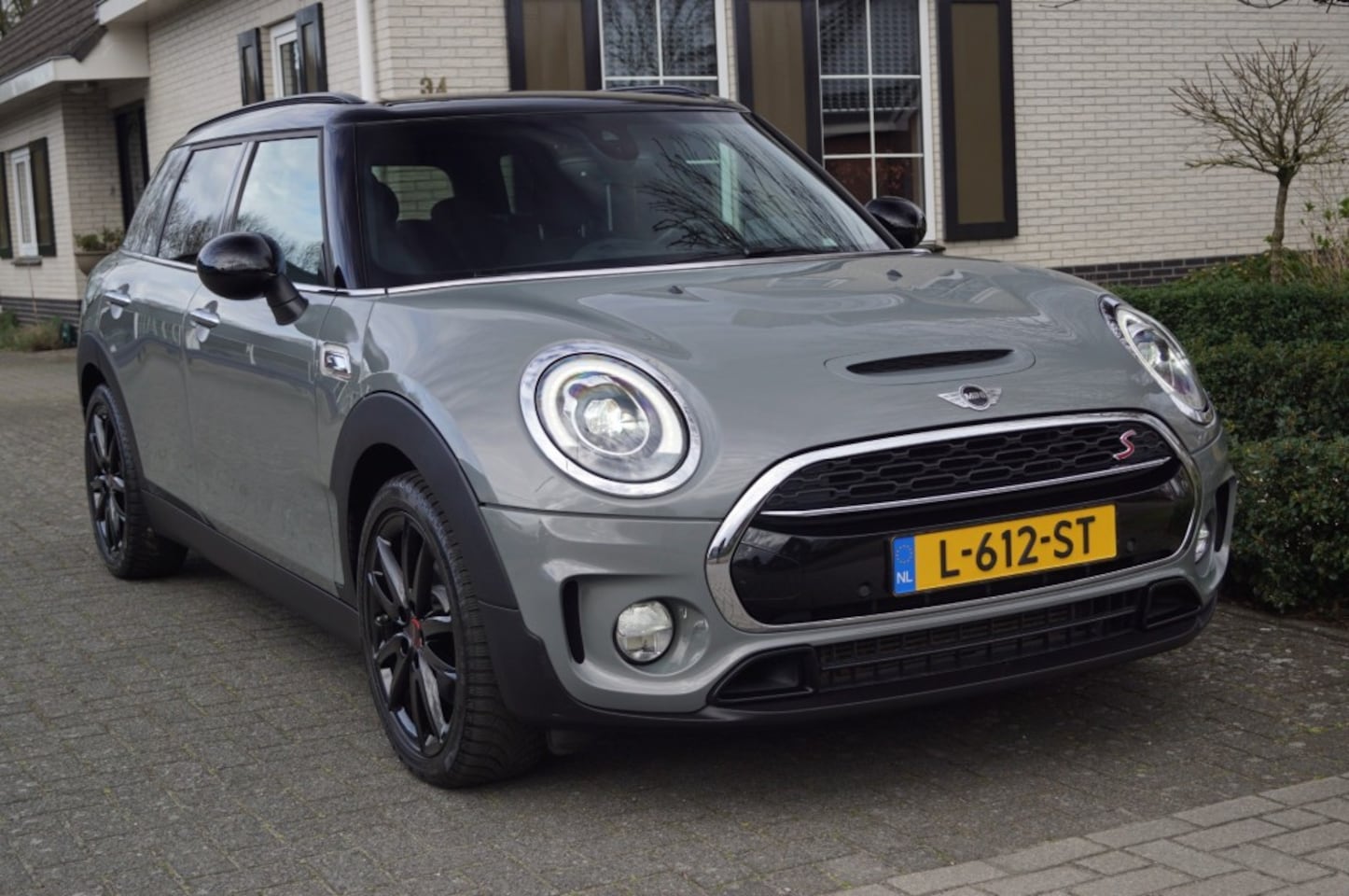 MINI Clubman - 2.0 Cooper S Pepper (192pk) HUD/18inch/Keyless/LED/ACC/Sfeerverlichting - AutoWereld.nl
