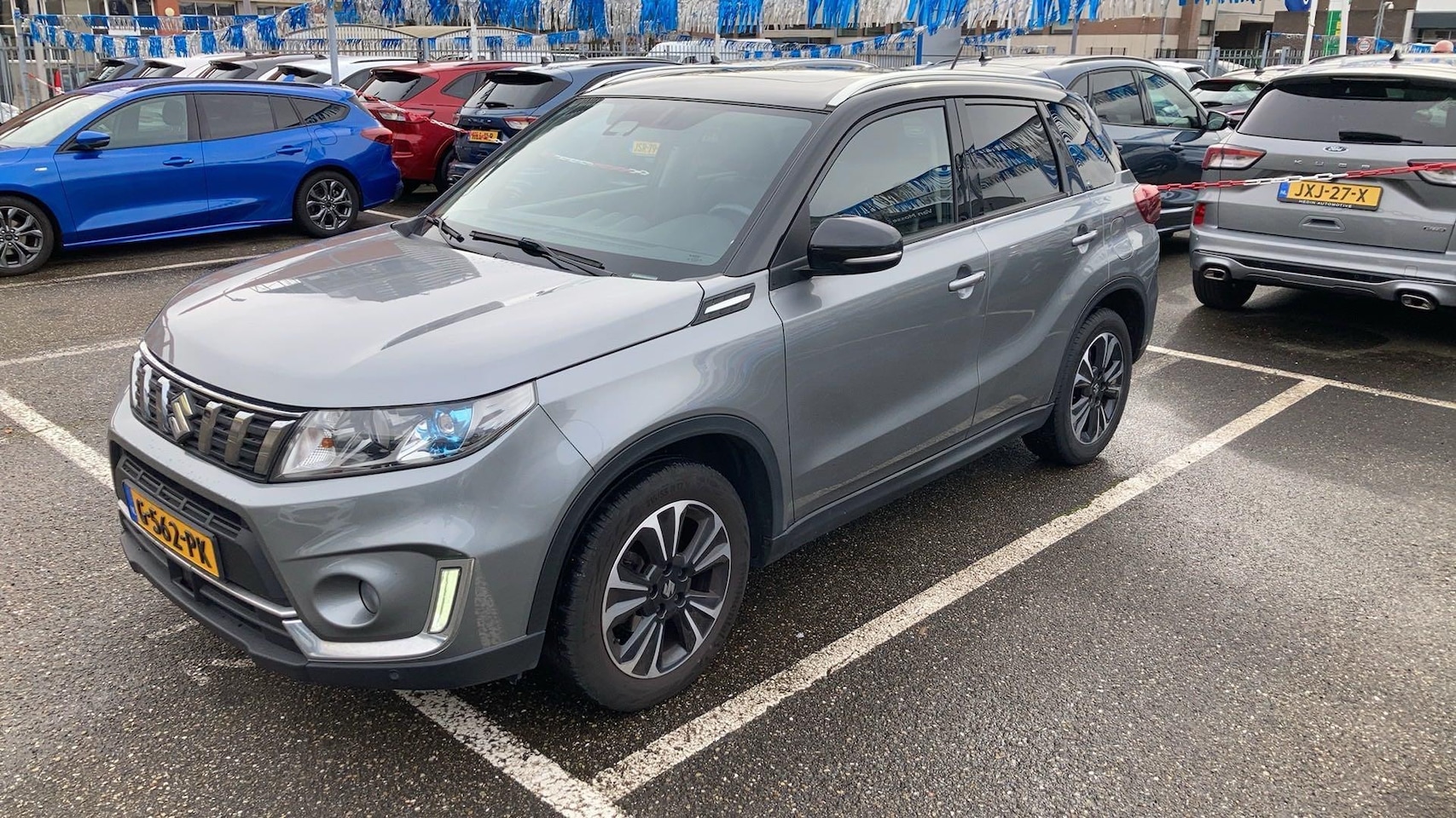 Suzuki Vitara - 1.0 Boosterjet Stijl | Schuif/Kanteldak | Afneembare Trekhaak | Achteruitrij camera | Deal - AutoWereld.nl