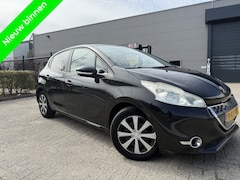 Peugeot 208 - 1.4 e-HDi Blue Automaat|Navigatie|Sensoren|Cruise|airco