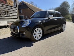 MINI John Cooper Works - 1.5 Pepper. JCW interieur, 17", Climate, cruise