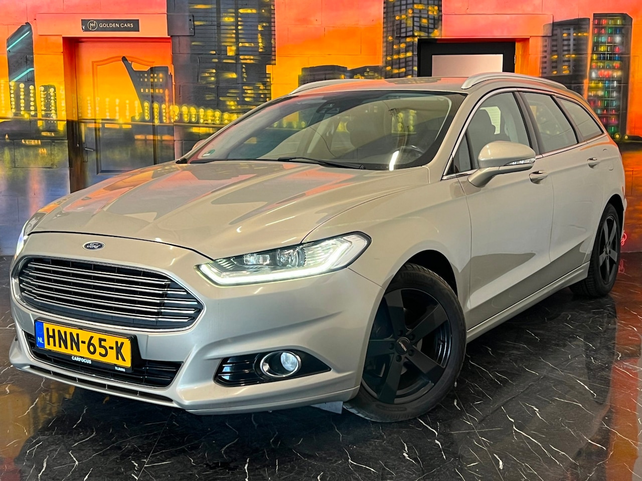Ford Mondeo Wagon - 2.0 Vignale StoelMemory|Camera|Dodehoekdetectie - AutoWereld.nl