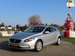 Volvo V40 - 1.5 T3 Momentum *AUT *NAVI *CRUISE *VOLL ONDERHOUD