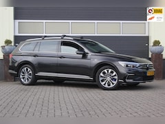 Volkswagen Passat Variant - 1.4 TSI PHEV GTE Business Leer Schuifdak
