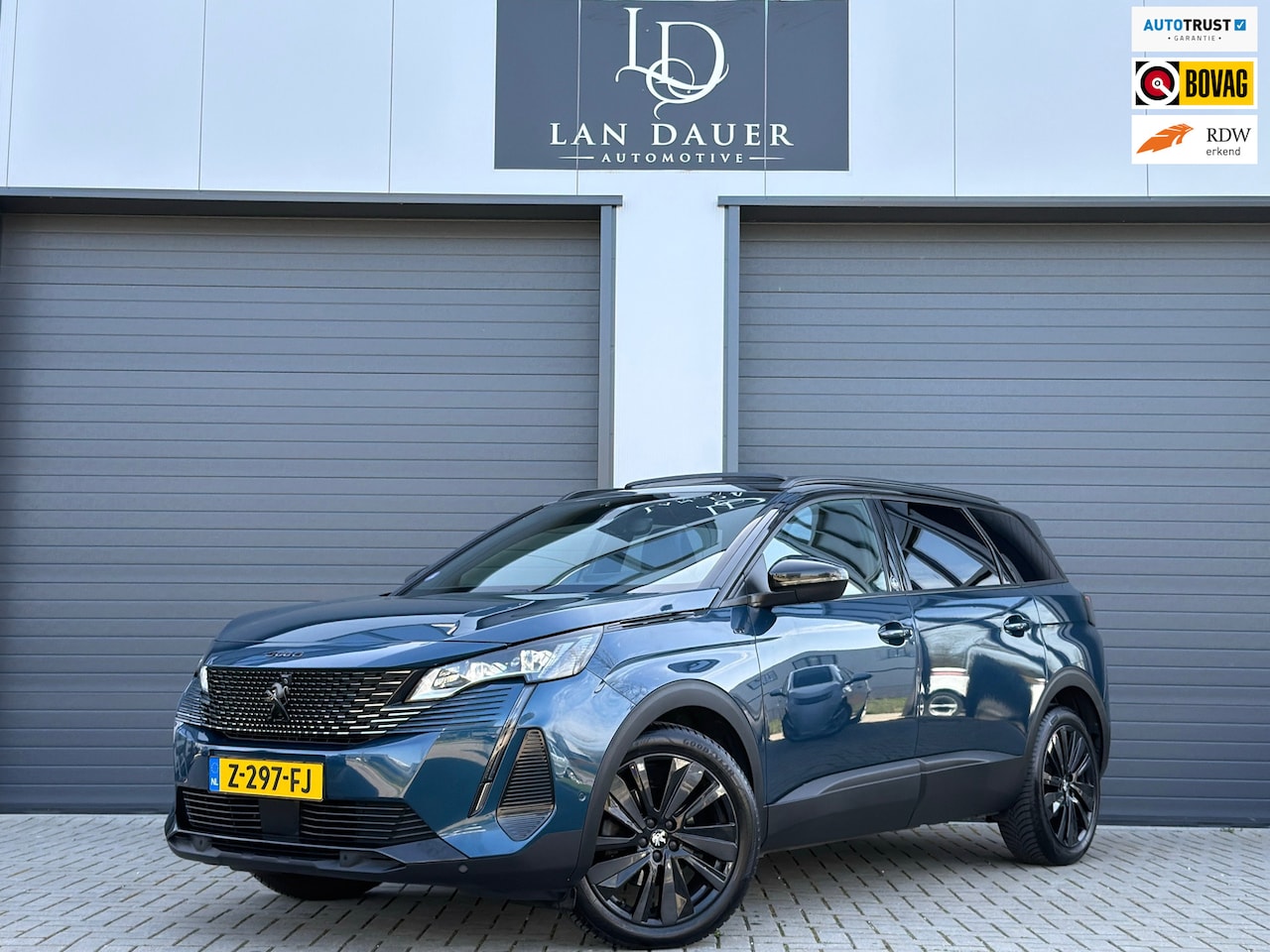 Peugeot 5008 - 1.6 PureTech GT-Line|AUTOMAAT|SCHUIFDAK|CAM|APK - AutoWereld.nl