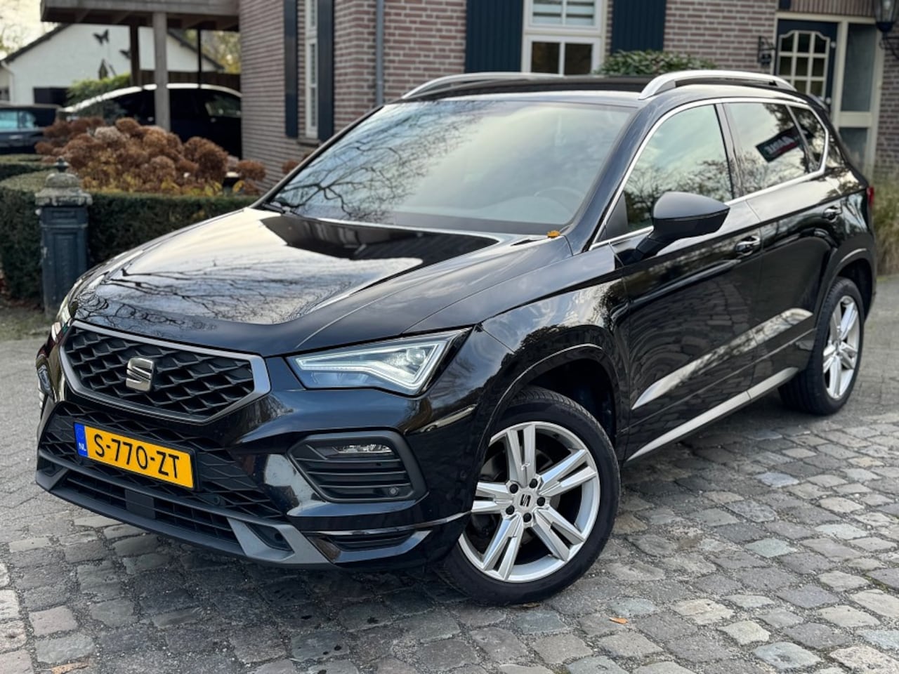 SEAT Ateca - 2.0 TDI 150pk autom FR Bns Intense ecc,1/2leer,navi,led,lmv - AutoWereld.nl