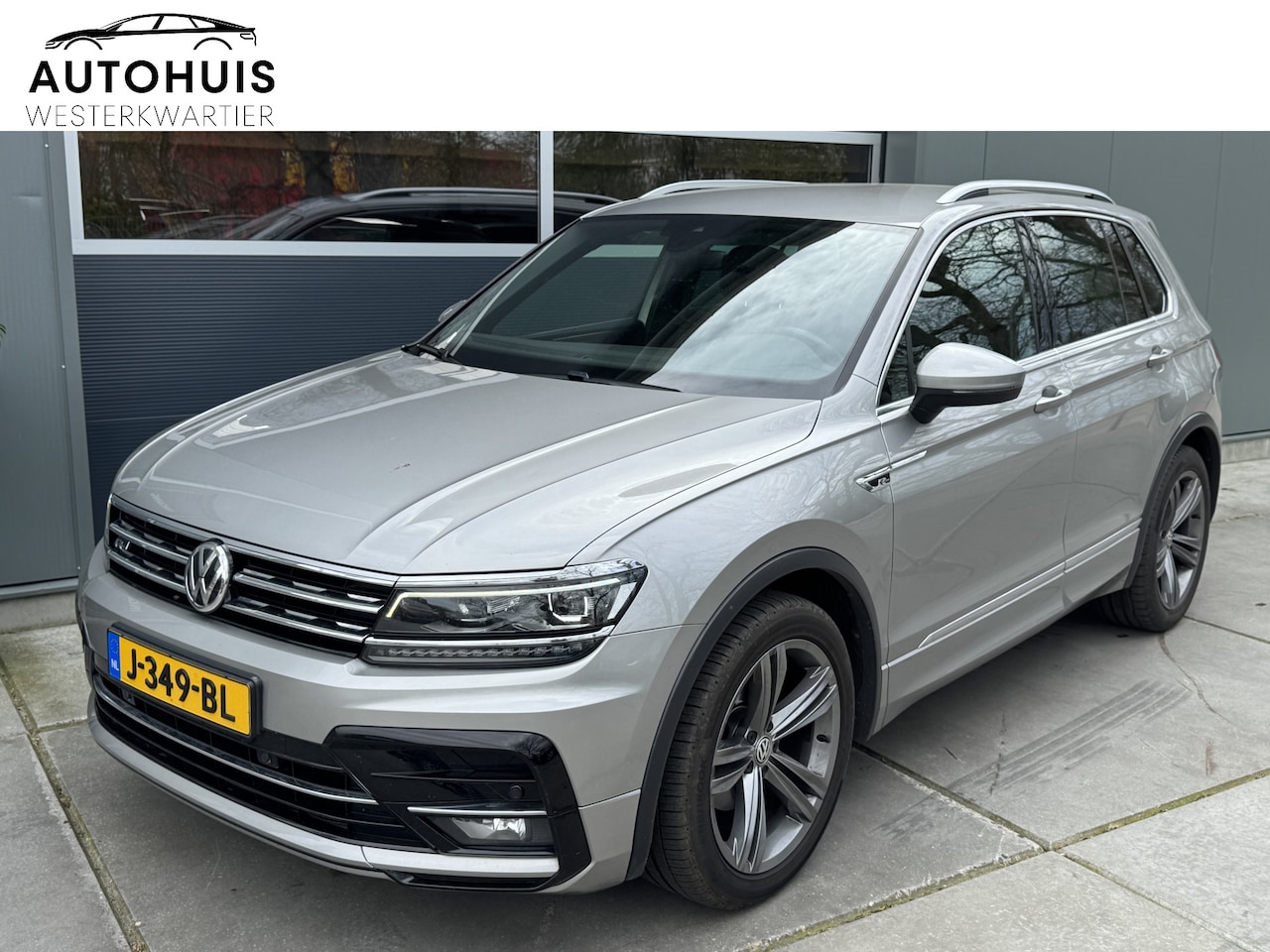 Volkswagen Tiguan - 1.5 TSI 150pk DSG ACT Highline Business R Line Climatronic Trekhaak Keyless Virtual Cockpi - AutoWereld.nl