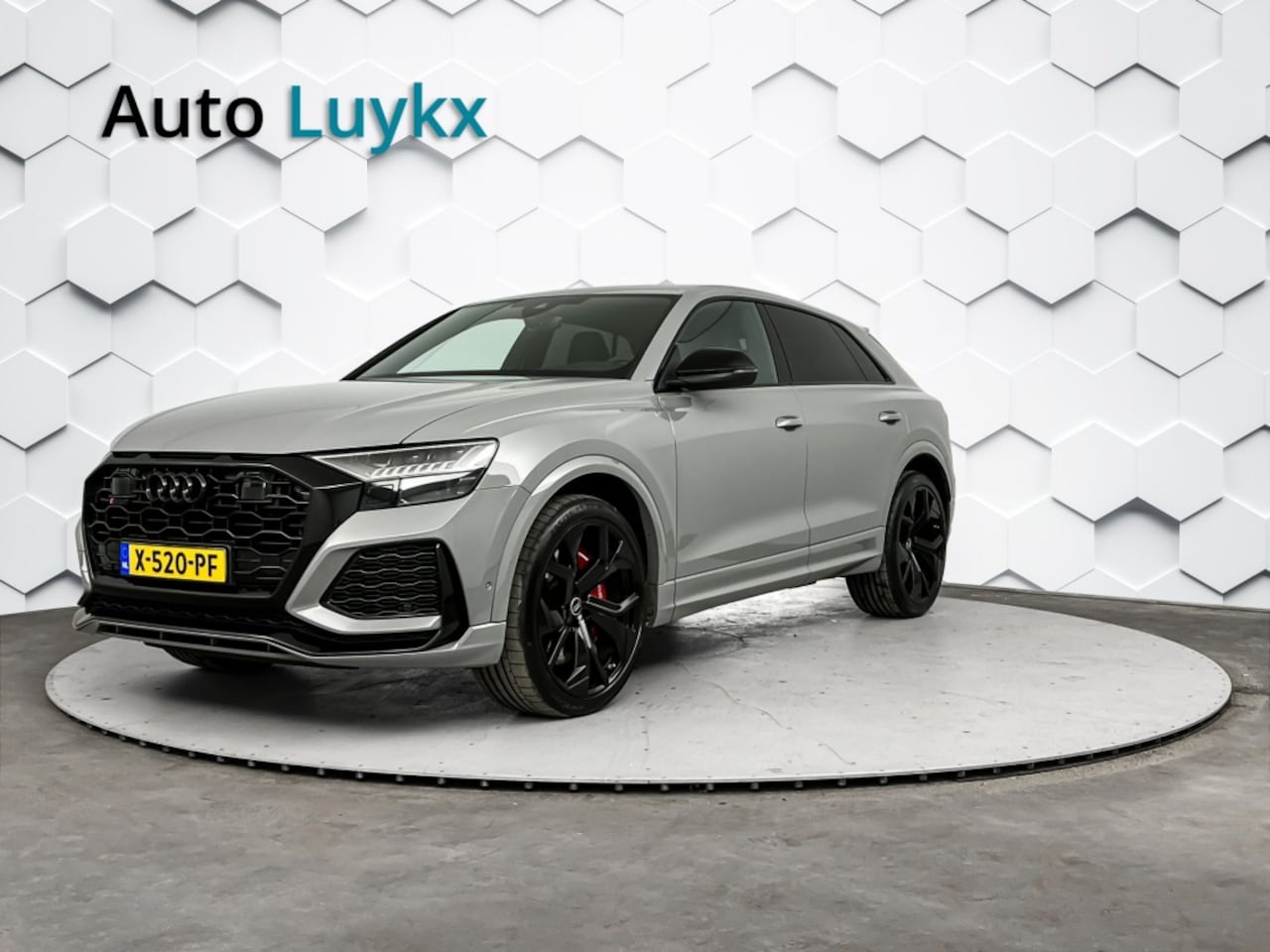 Audi RSQ8 - 4.0 TFSI RS Q8 Quattro | Panoramadak | Luchtvering | 23'' L.M. Velgen - AutoWereld.nl