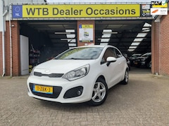 Kia Rio - 1.2 CVVT Super Pack, Dealer onderhouden, zeer rijk uitgeruste uitvoering, parkeer sensoren