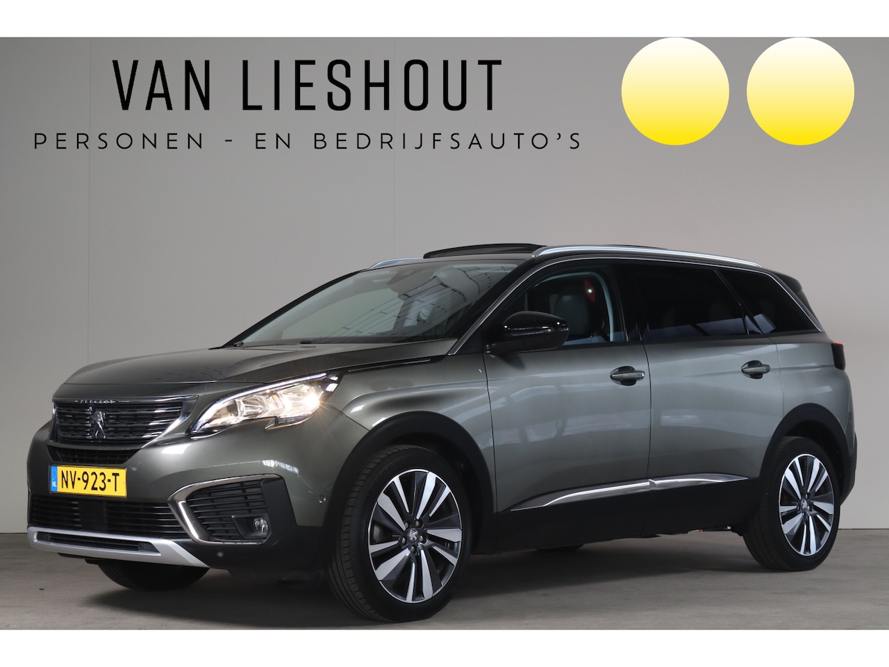 Peugeot 5008 - 1.2 PureTech Premium NL-Auto!! Pano I Camera I 7-Pers - AutoWereld.nl