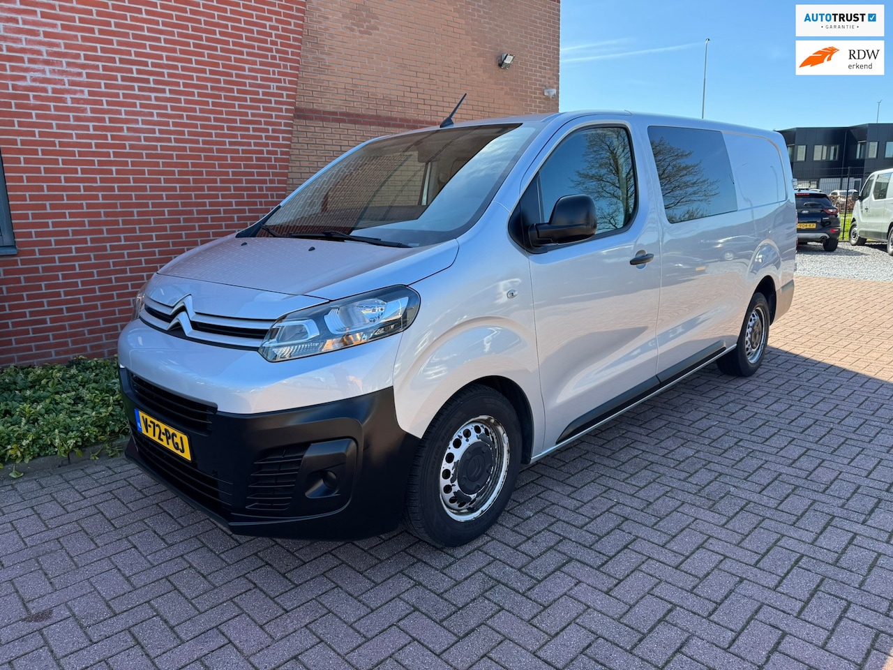 Citroën Jumpy - 2.0 BlueHDI 120 Business XL DC S&S L3H1, 5 Pers., Marge, Euro 6, Trekhaak, - AutoWereld.nl