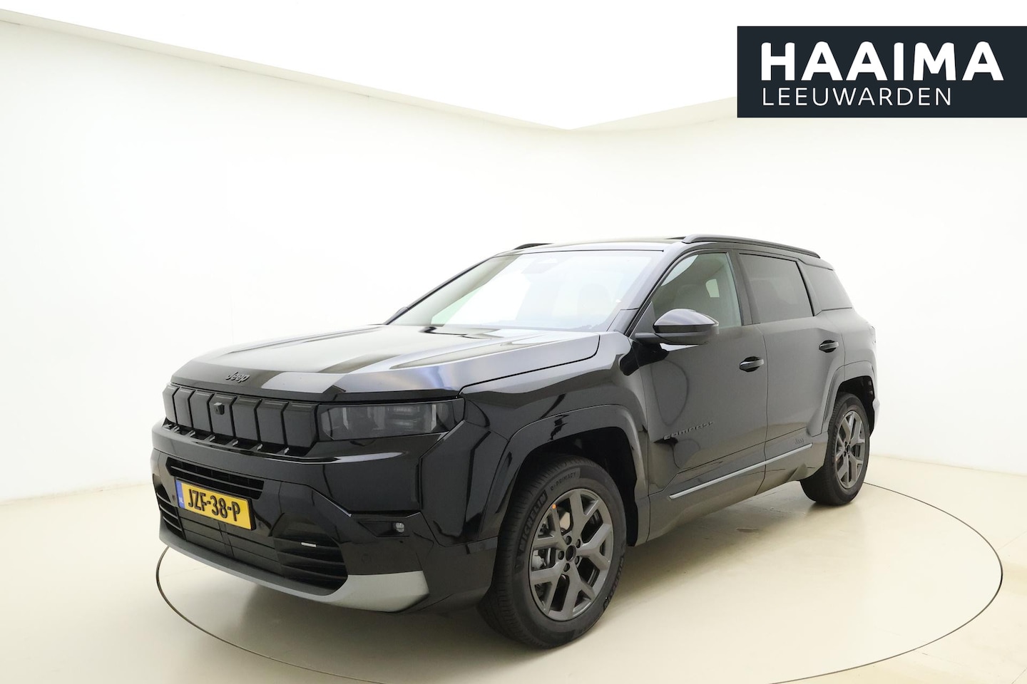 Jeep Compass - 1.2 e-Hybrid First Edition | Panoramadak | Elektrische verstelbare stoelen | Stoelmassage - AutoWereld.nl