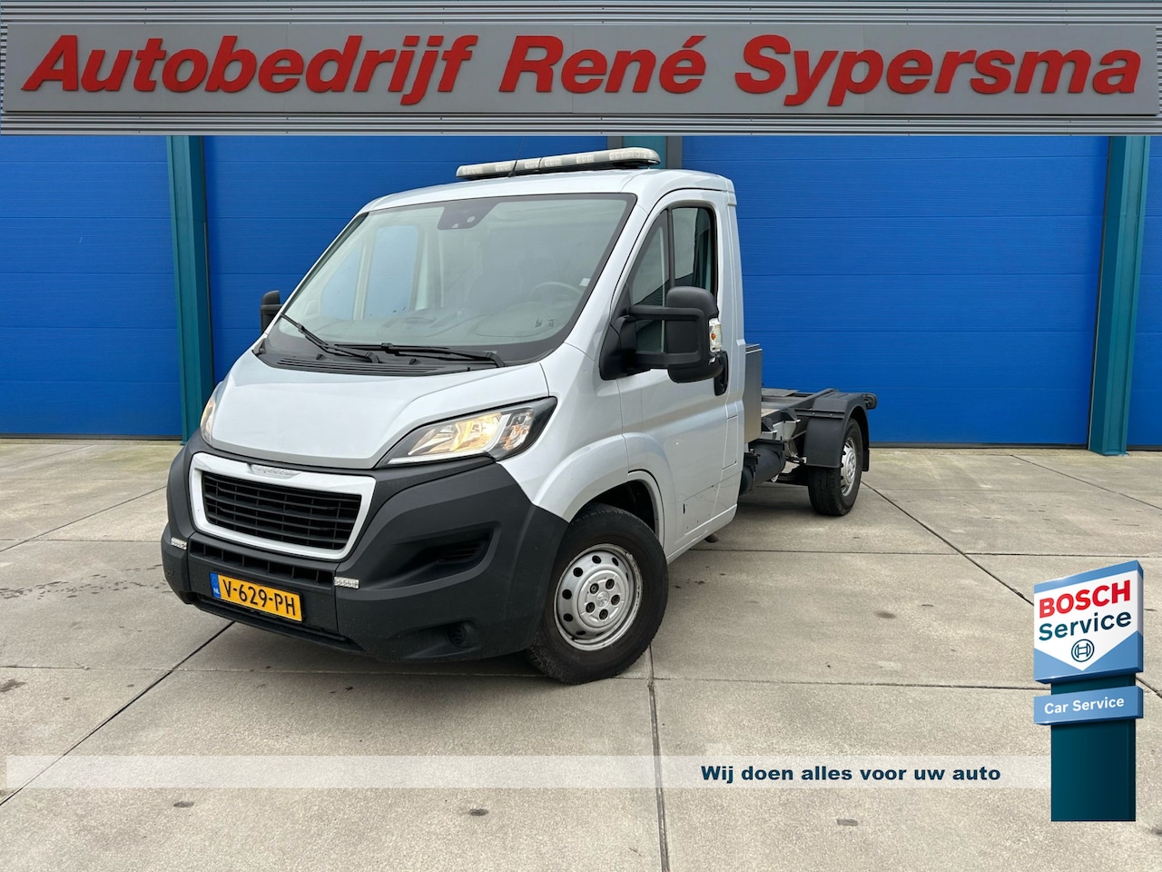 Peugeot Boxer - 2.0 164 PK Be Trekker Navigatie | Zwaailamp | Luchtvering | 2018 - AutoWereld.nl