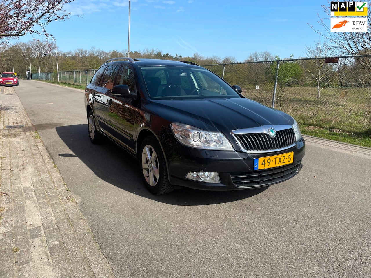 Skoda Octavia Combi - 1.2 TSI Elegance Business Line [ Rijk aan opties ] [Automaat] - AutoWereld.nl