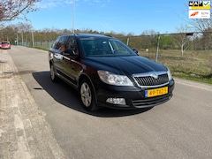 Skoda Octavia Combi - 1.2 TSI Elegance Business Line [ Rijk aan opties ] [Automaat]