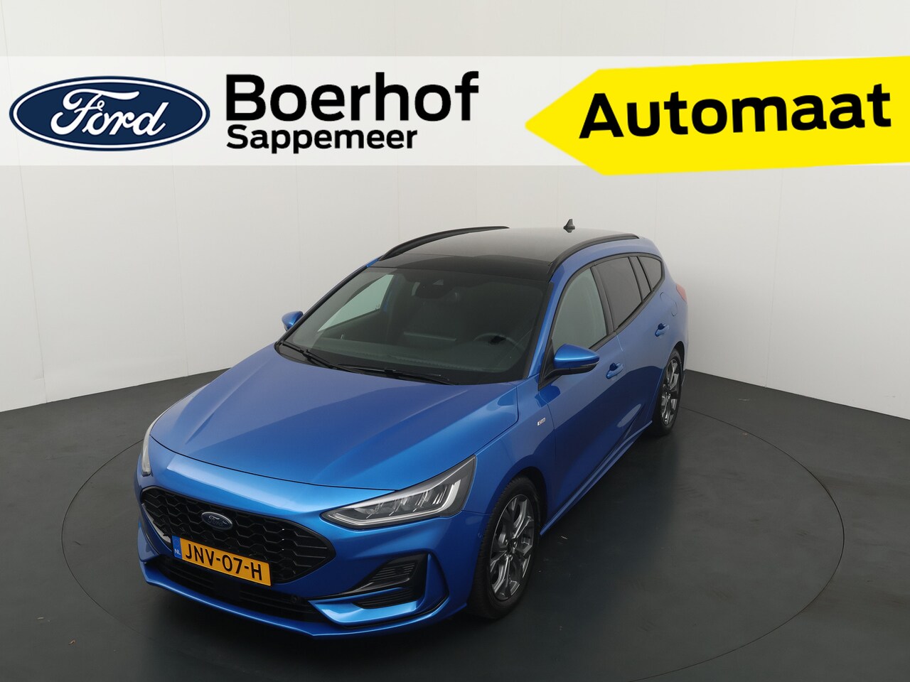 Ford Focus Wagon - ST-Line X EcoBoost Hybrid 155 pk | Pano | Afn. Trekhaak | Adapt. cruise | Winter Pack  | B - AutoWereld.nl