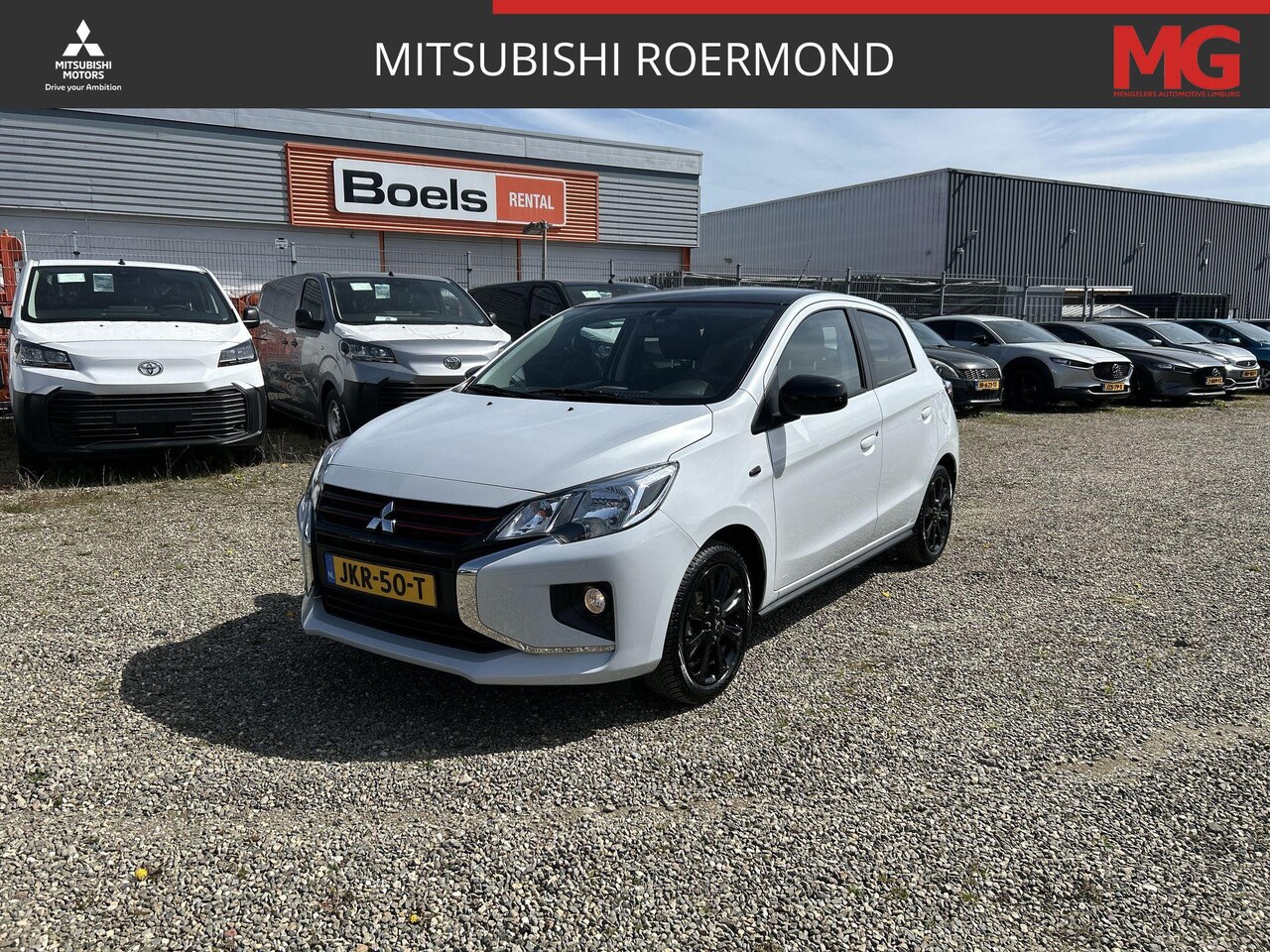 Mitsubishi Space Star - 1.2 Entry | Achteruitrijcamera | AppleCarplay AndroidAuto | All-Season banden - AutoWereld.nl
