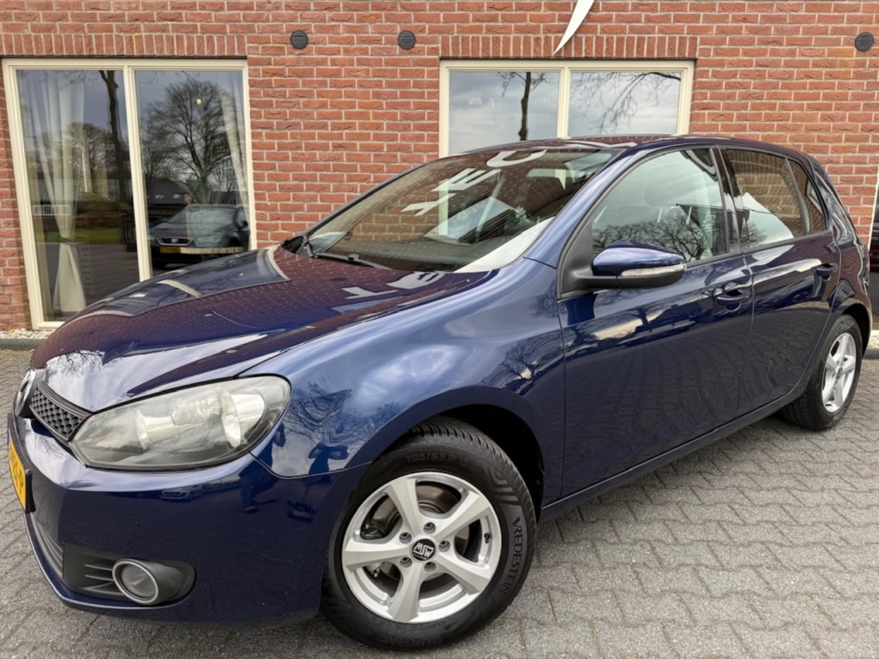 Volkswagen Golf - 1.2 TSI NIEUWE APK / CAMERA / CLIMA / CARPLAY / AIRCO / ELEK.RAM - AutoWereld.nl