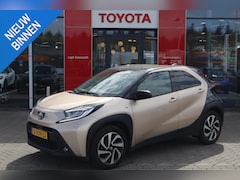 Toyota Aygo X - PULSE AUTOMAAT AD-CRUISE APPLE/ANDROID LM-VELGEN PRIVACY-GLASS NL-AUTO