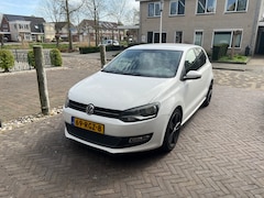 Volkswagen Polo - 1.4-16V Trendline CarPlay | Airco | Stoelverwarming